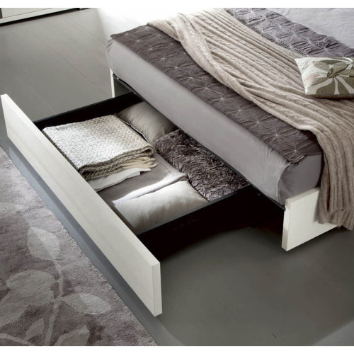 Imperia Bed