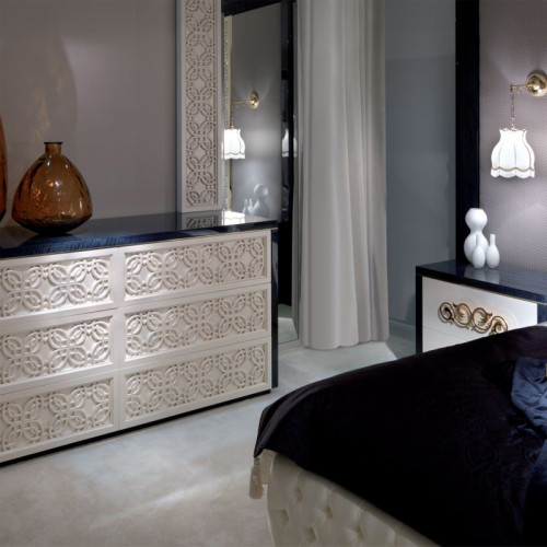 The Saraya Night Table B 652