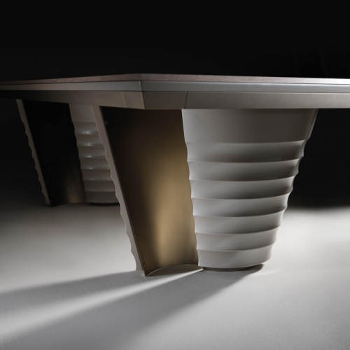 The Aqvila Table T 853