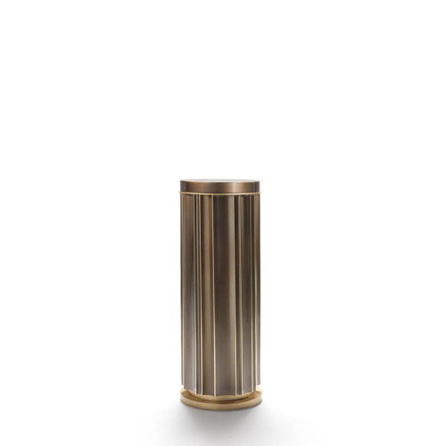 The Aqvila Column AV 851