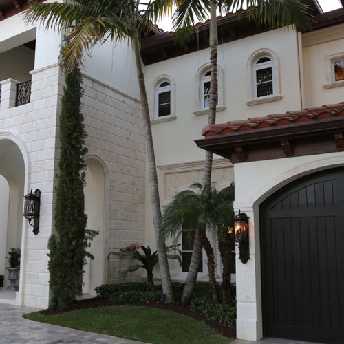 Warwickshire 41" H Outdoor Wall Mount