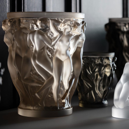 Bacchantes vase  10547100