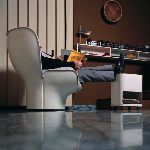 Elda Armchair