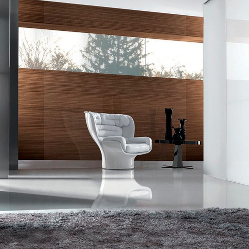 Elda Armchair