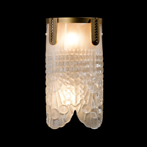 15.75" H Sconce