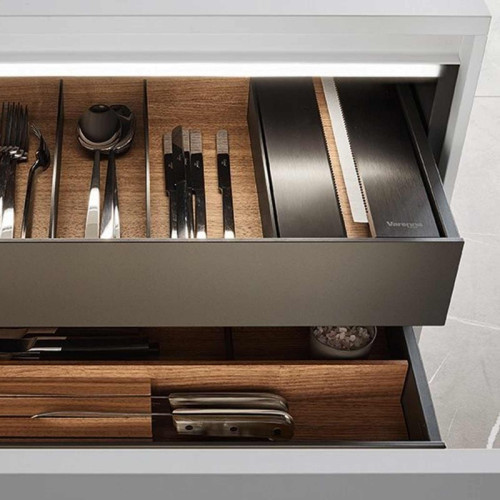Poliform White Alea Kitchen