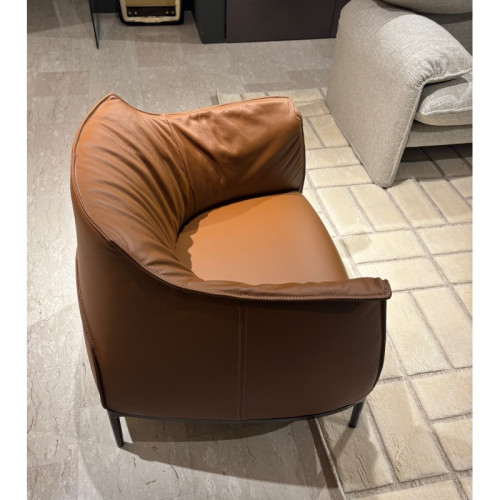 Poltrona Frau Outlet Archibald Armchair