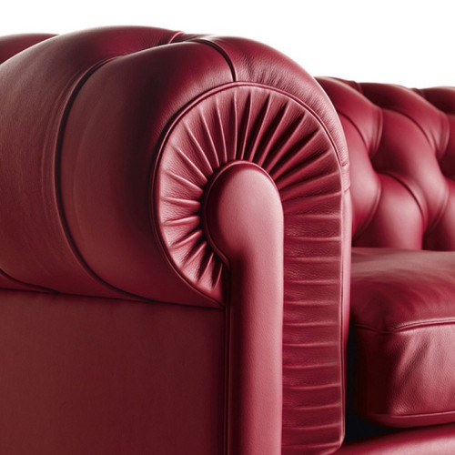 Poltrona Frau Chester Sofa
