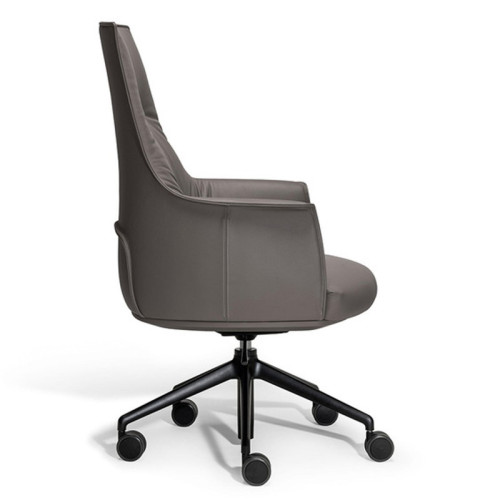 Poltrona Frau Archibald Task Executive Chair