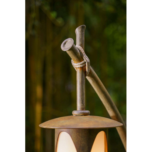 Robers Post Lamp AL6641