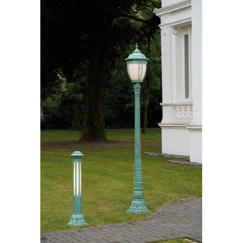 Robers Post Lamp AL6645