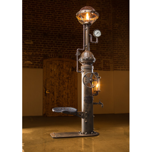 Robers Post Lamp AL6834