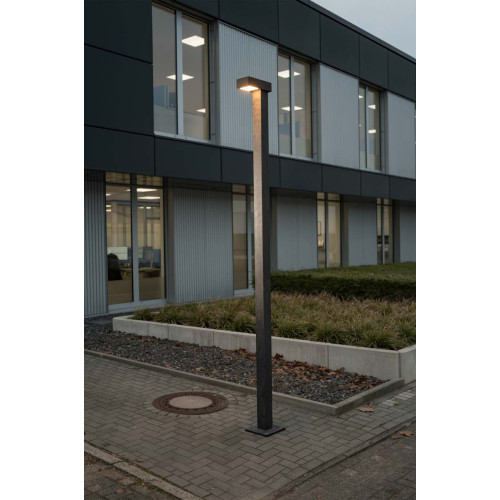 Robers Post Lamp AL6940