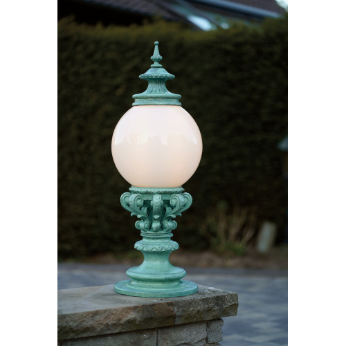 Robers Outdoor Pedestal Lamp AL6664