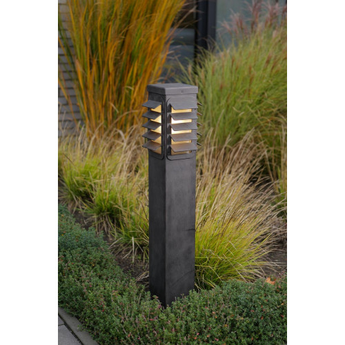 Robers Post Lamp AL6930