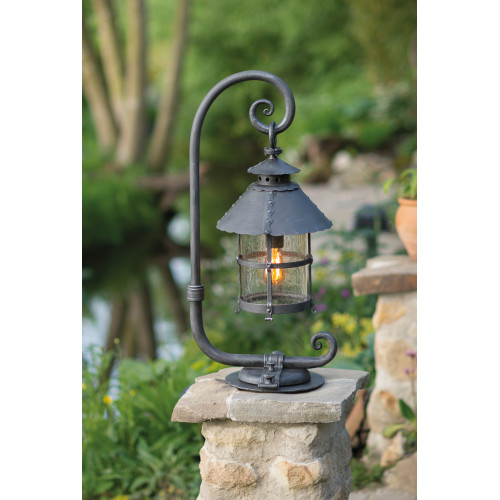 Robers Outdoor Pedestal Lamp AL6001