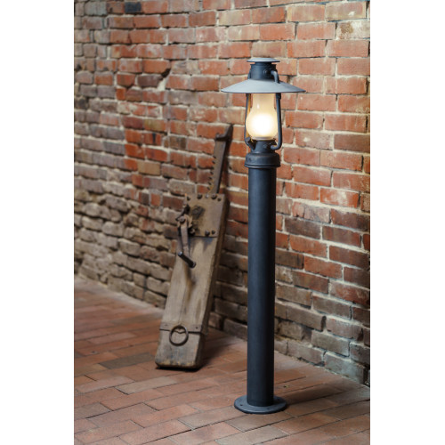 Robers Post Lamp AL6590