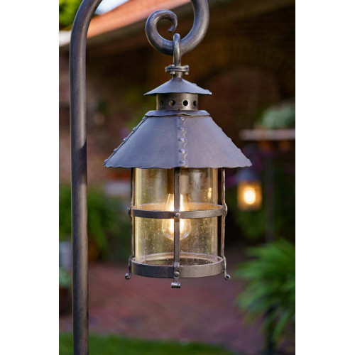Robers Post Lamp AL6954