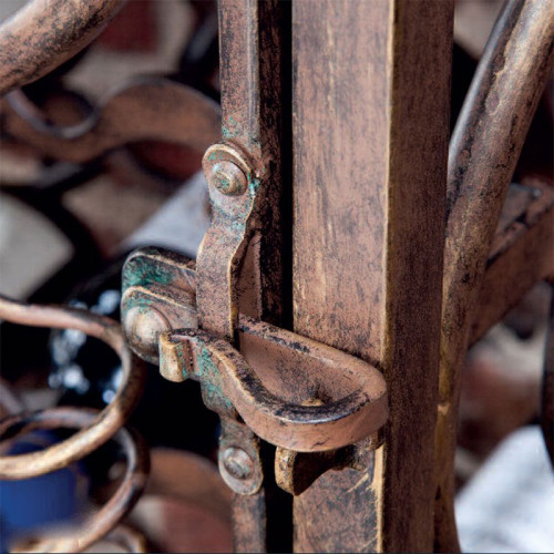 Robers Wrought Iron Wine Rack B8622