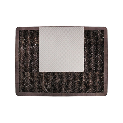 Thorn Rug